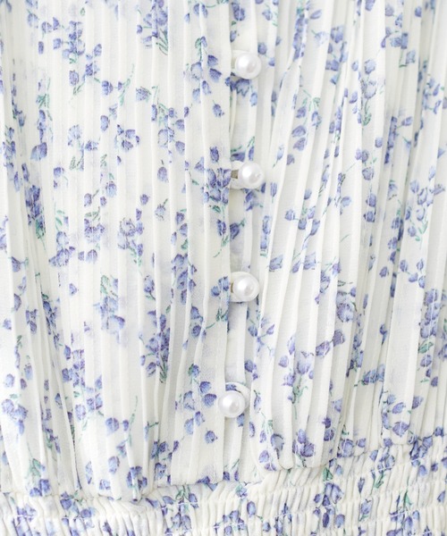 natural couture(ナチュラルクチュール)の「フレアスリーブお上品ワンピース(ワンピース・レディース・その他3/その他2/その他1/その他4・LARGE/MEDIUM)」の6枚目の写真