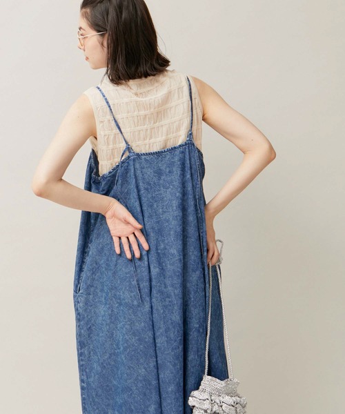 ROPE' PICNIC（ロペピクニック）の「デニムキャミワンピース/リンクコーデ（ワンピース・レディース・サックスブルー・38）」の5枚目の写真