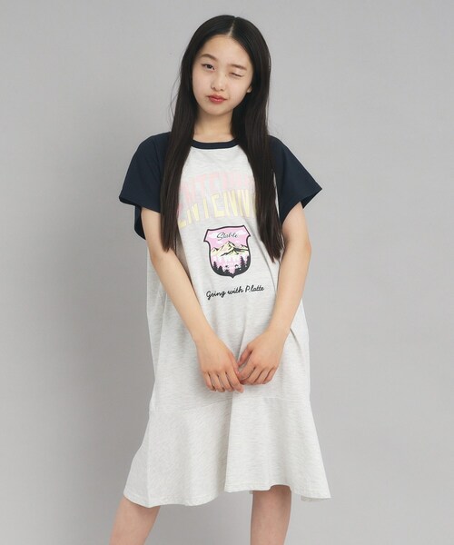 PINK-latte（ピンクラテ）の「◆裾ラッフルカットワンピース（ワンピース・キッズ・ブラック系/グレー系その他/ネイビー系・14/15 /16）」の8枚目の写真