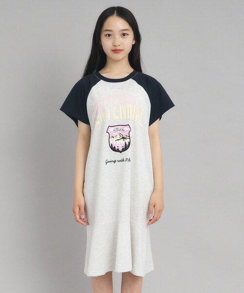 PINK-latte（ピンクラテ）の「◆裾ラッフルカットワンピース（ワンピース・キッズ・ブラック系/グレー系その他/ネイビー系・14/15 /16）」の12枚目の写真