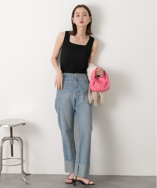 ad thie(アドティエ)の「スクエアネック リブタンクトップ(タンクトップ・レディース・オフホワイト/ブラック・LARGE/MEDIUM)」の10枚目の写真