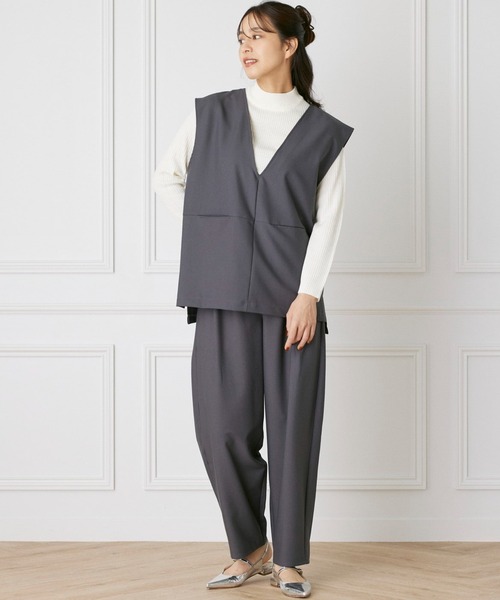 INED CLARO（イネドクラロ）の「ハンサムミドルベスト【セットアップ対応】（ベスト・レディース・ブラック/チャコールグレー・フリー）」の4枚目の写真