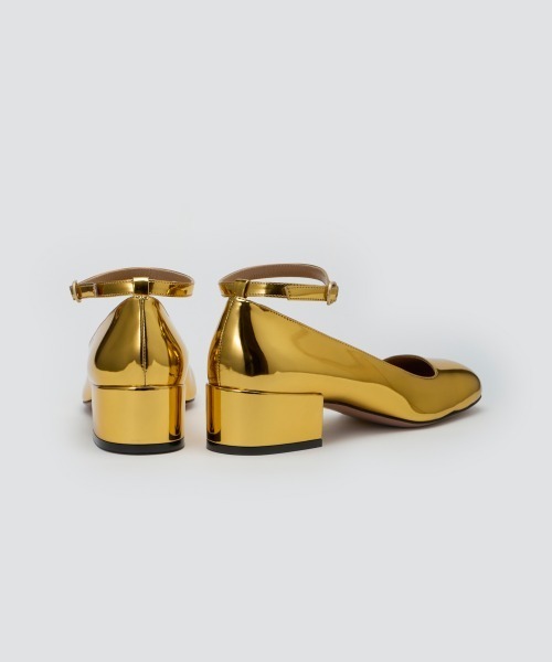 PELLICO(ペリーコ)の「FATA アンクルストラップ パンプス 3.5cm GOLD(パンプス・レディース・ゴールド・37/38/35.5/36.5/36/35/37.5)」の4枚目の写真