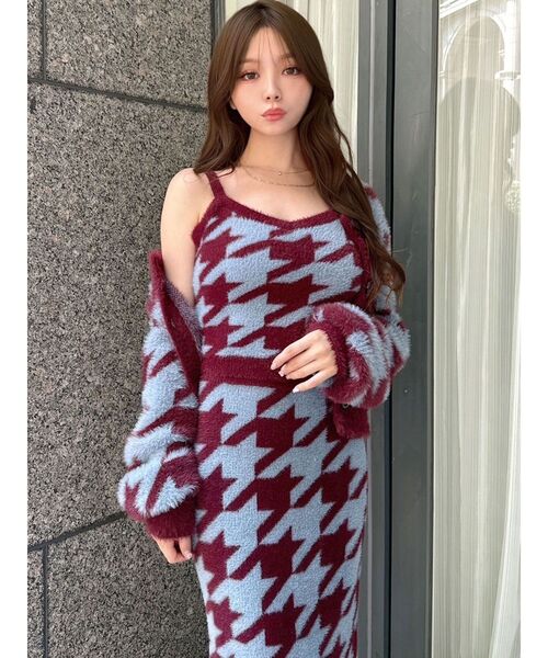 RESEXXY（リゼクシー）の「ハウンドトゥースシャギーニットタンク【セットアップ着用可能】（タンクトップ・レディース・ブラック/ワイン/グリーン・FREE）」の15枚目の写真