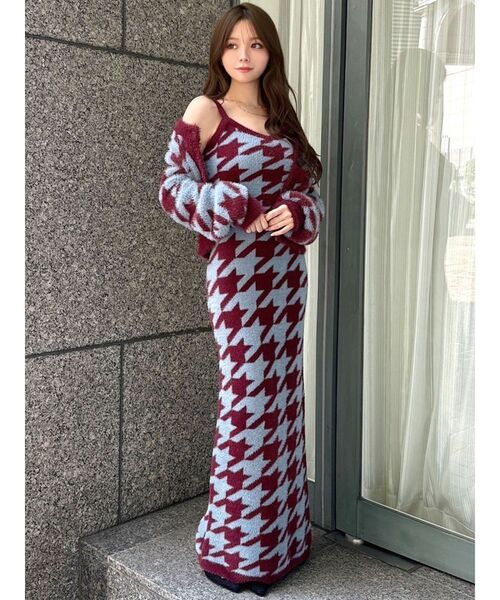 RESEXXY（リゼクシー）の「ハウンドトゥースシャギーニットタンク【セットアップ着用可能】（タンクトップ・レディース・ブラック/ワイン/グリーン・FREE）」の17枚目の写真