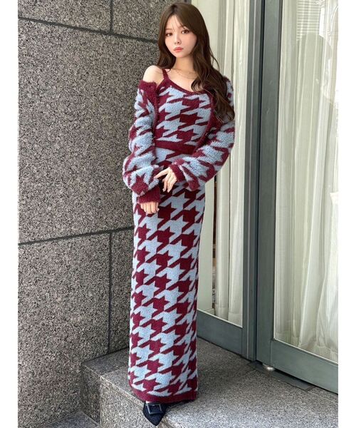 RESEXXY（リゼクシー）の「ハウンドトゥースシャギーニットタンク【セットアップ着用可能】（タンクトップ・レディース・ブラック/ワイン/グリーン・FREE）」の18枚目の写真