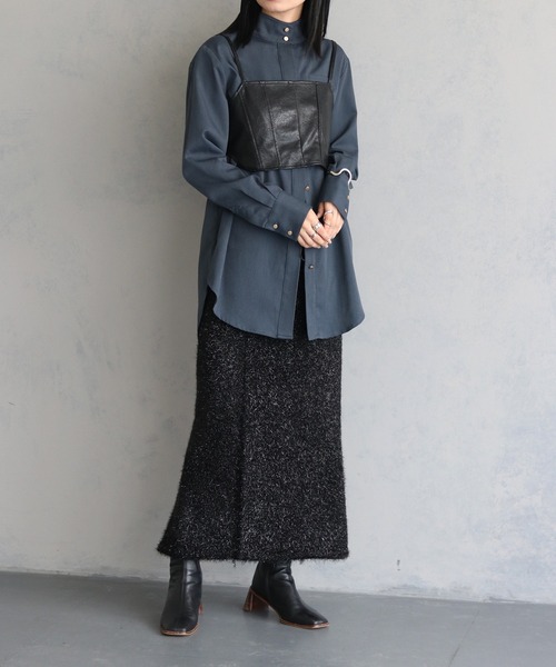 &g'aime（アンジェム）の「【&g’aime】バックオープン合皮ビスチェ　SYNTHETIC LEATHER BUSTIER（Tシャツ/カットソー・レディース・ブラック/グレイッシュベージュ・FREE）」の11枚目の写真