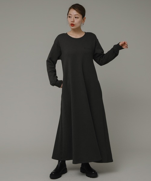 Champion（チャンピオン）の「『別注』『Sサイズあり』Champion×Sonny Label　裏毛スウェットテントワンピース（ワンピース・レディース・ブラック/スミクロ/ネイビー・SMALL/FREE）」の10枚目の写真