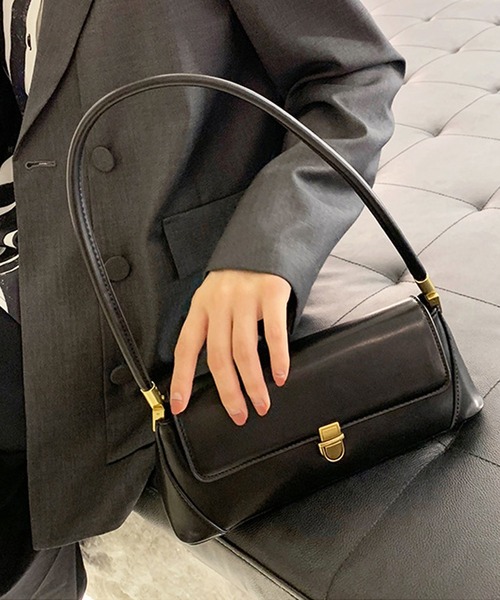 florist(フローリスト)の「フラップレザー横長ホーボーハンドバッグ/ショルダーバッグ(ハンドバッグ・レディース・ブラウン/ホワイト/ブラック・FREE)」の2枚目の写真