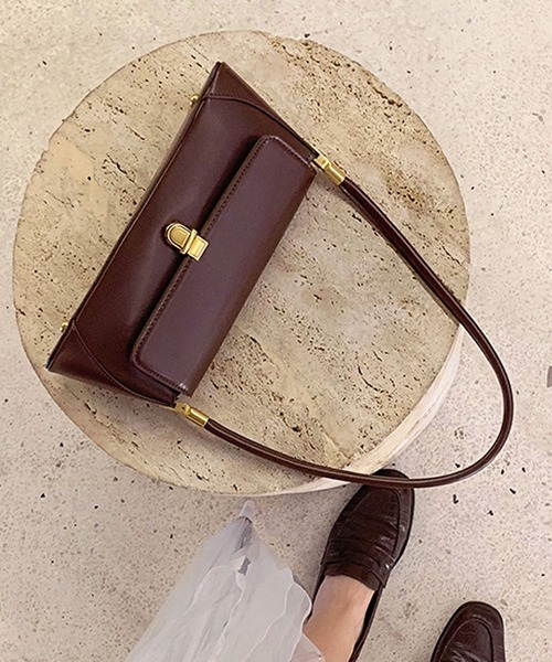 florist(フローリスト)の「フラップレザー横長ホーボーハンドバッグ/ショルダーバッグ(ハンドバッグ・レディース・ブラウン/ホワイト/ブラック・FREE)」の7枚目の写真