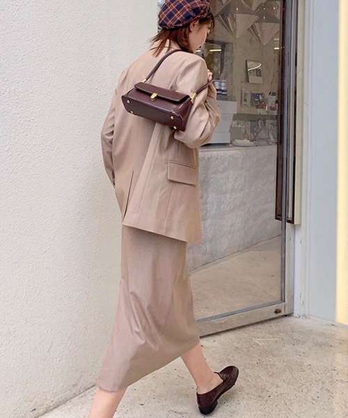 florist(フローリスト)の「フラップレザー横長ホーボーハンドバッグ/ショルダーバッグ(ハンドバッグ・レディース・ブラウン/ホワイト/ブラック・FREE)」の9枚目の写真