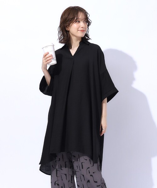 SHOO・LA・RUE（シューラルー）の「◆【高レビュー/S-LL/洗える/体型カバー】大人のためのスキッパーチュニック（チュニック・レディース・アイボリー/ブラック/オリーブ/ブラウン系・01/02/03/04）」の5枚目の写真