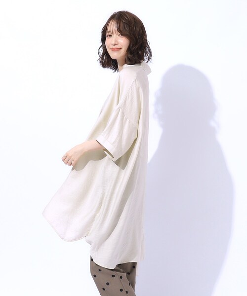 SHOO・LA・RUE（シューラルー）の「◆【高レビュー/S-LL/洗える/体型カバー】大人のためのスキッパーチュニック（チュニック・レディース・アイボリー/ブラック/オリーブ/ブラウン系・01/02/03/04）」の18枚目の写真