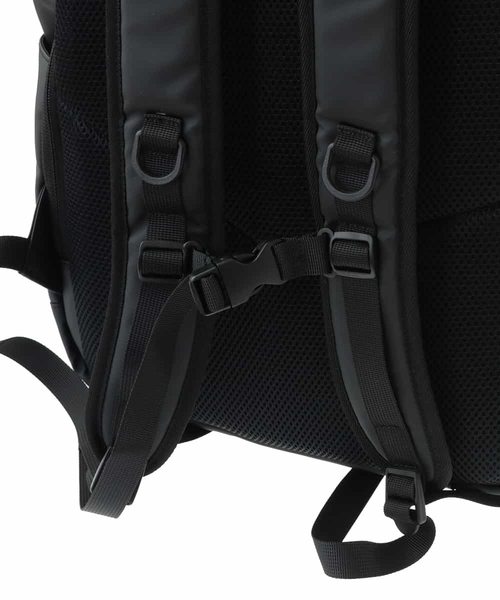 a.v.v(アーヴェヴェ)の「【A4サイズ対応】anelloフラップリュック(バックパック/リュック・メンズ・ブラック・46)」の10枚目の写真