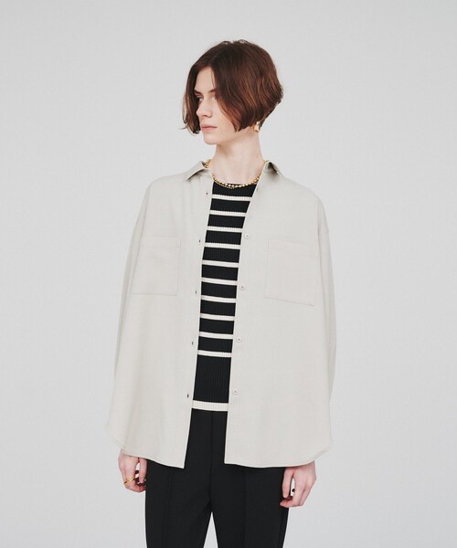 cloenc(クロエンス)の「◆【セットアップ/マシンウォッシュ】ソフトオーバーサイズシャツ(シャツ/ブラウス・レディース・グレー系その他3/ナチュラル/ブラック・02)」の4枚目の写真