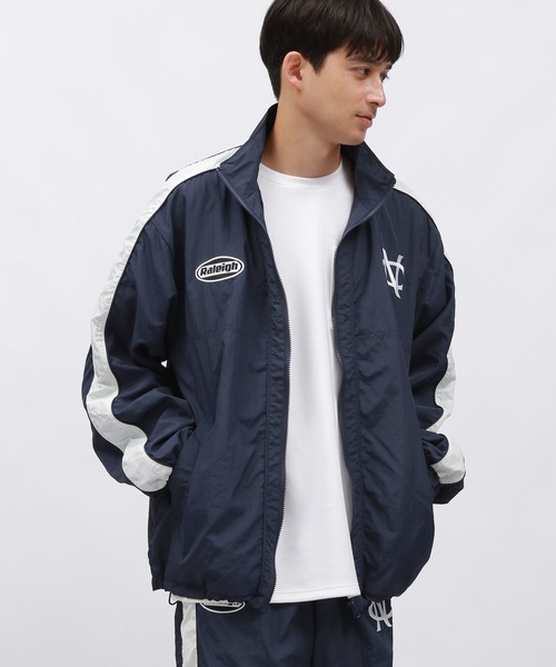 LAKOLE（ラコレ）の「刺繍トラックジャケット / 140868（ブルゾン・メンズ・ブラウン/ネイビー/ブラック・MEDIUM/LARGE）」の12枚目の写真