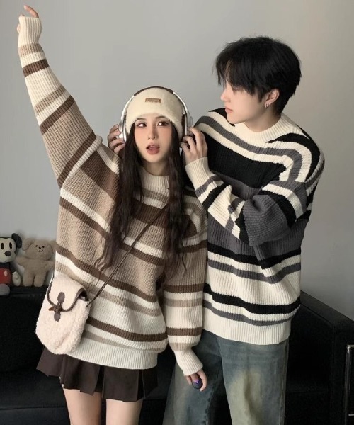 セール】【ユニセックス】 オーバーサイズ ストライプ柄ニットセーター