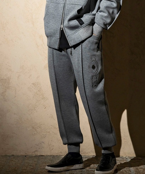 C DIEM（カルペディエム）の「C DIEM(カルペディエム)エンボスロゴ ジョガーパンツ スウェットパンツ（スウェットパンツ・メンズ・グレー/ブラック・S/M/L/XL）」の22枚目の写真