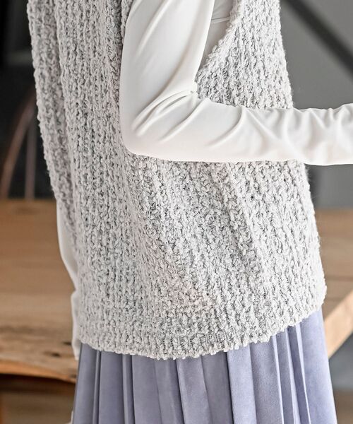 rps（アールピーエス）の「ポップコーンモールワイドニットベスト（ベスト・レディース・アイボリー/チャコールグレー/ネイビー/モカ/グレー・フリー）」の13枚目の写真