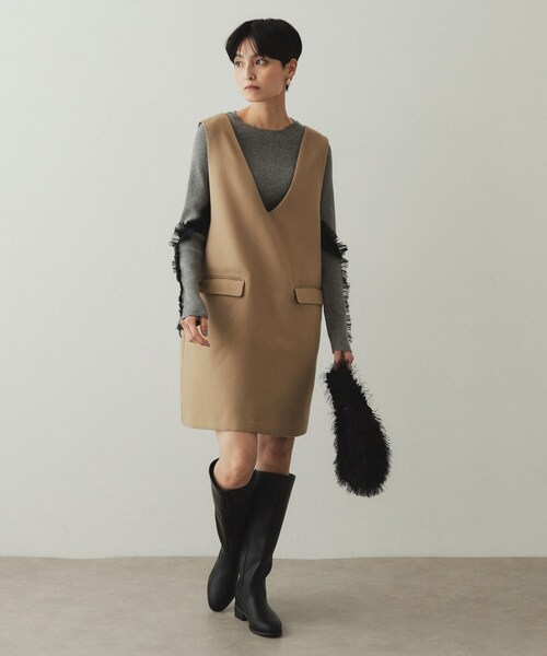 OPAQUE.CLIP(オペークドットクリップ)の「ウールライク Vネックミニジャンスカ【洗濯機洗い可】(ワンピース・レディース・ブラック/キャメル・36/38/40)」の8枚目の写真