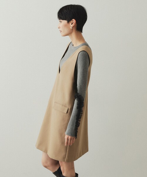 OPAQUE.CLIP(オペークドットクリップ)の「ウールライク Vネックミニジャンスカ【洗濯機洗い可】(ワンピース・レディース・ブラック/キャメル・36/38/40)」の12枚目の写真