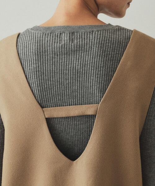 OPAQUE.CLIP(オペークドットクリップ)の「ウールライク Vネックミニジャンスカ【洗濯機洗い可】(ワンピース・レディース・ブラック/キャメル・36/38/40)」の15枚目の写真