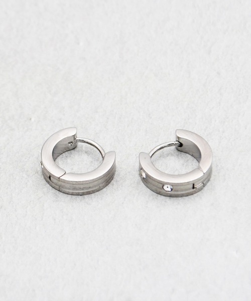 Diliraba(ディリラバ)の「【Diliraba】ステンレス ワンタッチビジューフープ ピアスセット D(ピアス(両耳用)・レディース・ゴールド/シルバー・FREE)」の7枚目の写真