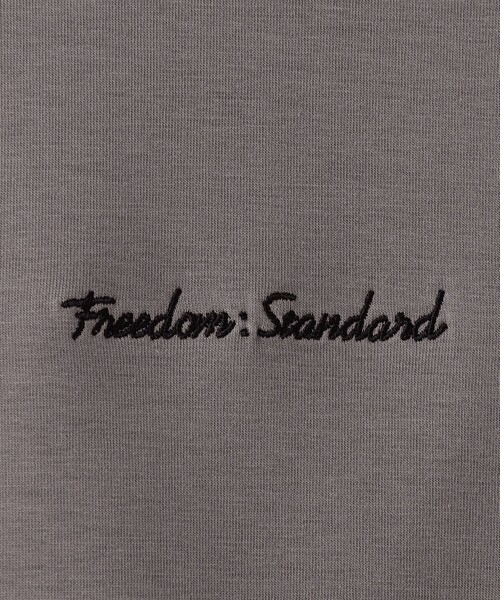 BEAUTY&YOUTH UNITED ARROWS(ビューティーアンドユースユナイテッドアローズ)の「フリーダム スタンダード エンボス クルーネックスウェット(スウェット・メンズ・ブラック/ライトグレー/ダークグレー/モカ・S/L/M/XL)」の7枚目の写真