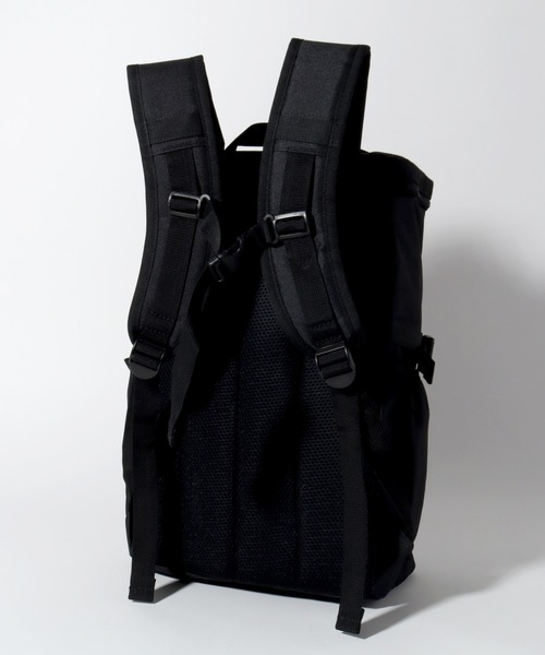 Mark Gonzales(マーク・ゴンザレス)の「【Mark Gonzales/マーク ゴンザレス】アートワークコレクション ボックスパック (容量:約17L)(バックパック/リュック・メンズ・ネイビー/ブラック・FREE)」の10枚目の写真