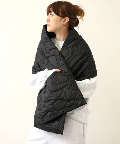 JOURNAL STANDARD LUXE（ジャーナルスタンダード　ラックス）の「【manipuri/マニプリ】QUILTED BIG STOLE（ストール/ショール・レディース・ブラック・FREE）」の6枚目の写真