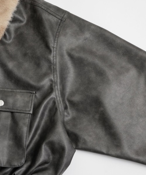 INTER FACTORY(インターファクトリー)の「rinka - 2wayフェイクレザーブルゾン made in INTERFACTORY(ブルゾン・レディース・ブラック/レッド・FREE)」の5枚目の写真