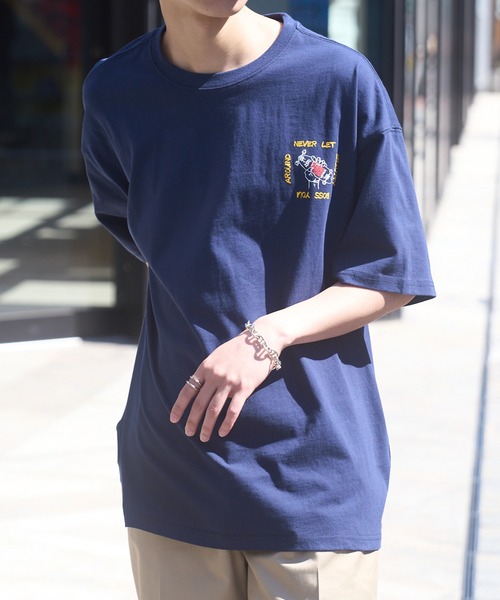 AIRWALK(エアウォーク)の「【AIRWALK】ワンポイントグリップスケートボード グラフィック オーバーサイズTシャツ(Tシャツ/カットソー・メンズ・ブラウン/ホワイト/グレー/ブラック/ネイビー・XL/L/M)」の12枚目の写真