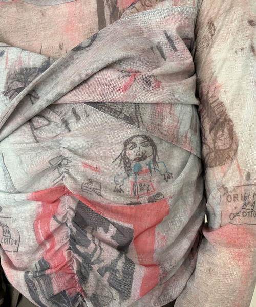 Eclat one(エクラワン)の「【Eclat one】ビスチェ風デザイン フロントシャーリング 総柄 ショアートップス(Tシャツ/カットソー・レディース・ミント/レッド/ブラウン・FREE)」の9枚目の写真
