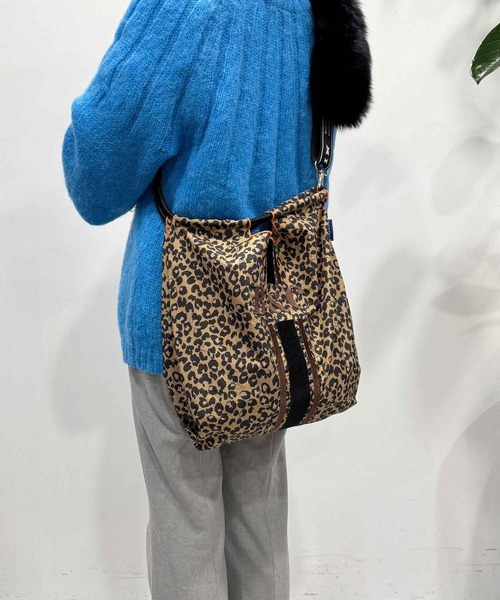 Ball&Chain（ボールアンドチェーン）の「[Ball&Chain]shopping bag-LEOPARD LINE(M)（エコバッグ/サブバッグ・レディース・ベージュ/グレー・M）」の16枚目の写真