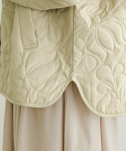 ITEMS URBANRESEARCH（アイテムズ アーバンリサーチ）の「ノーカラー刺繍ブルゾン（ブルゾン・レディース・ブラック/ベージュ・FREE）」の10枚目の写真