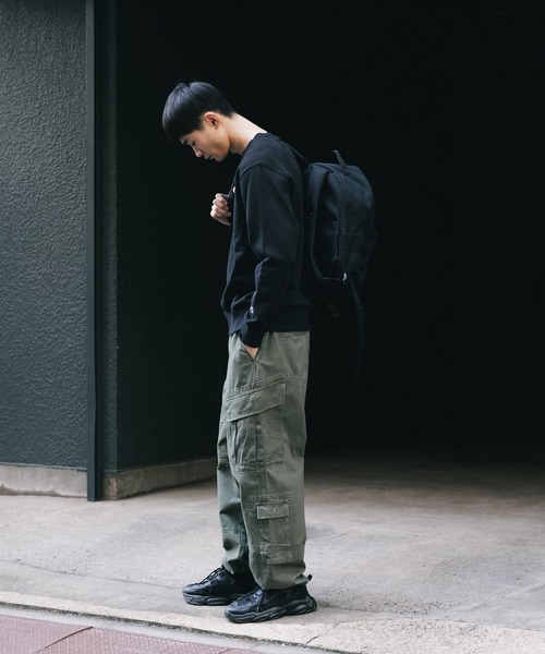 Champion（チャンピオン）の「Champion/チャンピオン CREW NECK SWEATSHIRT ワンポイントロゴ クルーネック スウェット トレーナー 2026秋冬 秋服（スウェット・メンズ・ブラック/ネイビー/グレー/ホワイト/カーキ/ブラウン/スカイブルー・S/M/L/XL）」の8枚目の写真