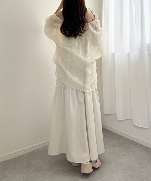 INTER FACTORY(インターファクトリー)の「koko - フラワーシアージャガードブラウス made in INTER FACTORY(シャツ/ブラウス・レディース・アイボリー・FREE)」の4枚目の写真