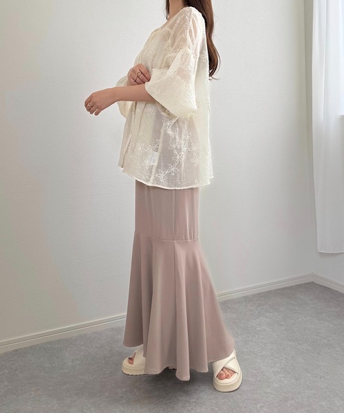 INTER FACTORY(インターファクトリー)の「koko - フラワーシアージャガードブラウス made in INTER FACTORY(シャツ/ブラウス・レディース・アイボリー・FREE)」の13枚目の写真