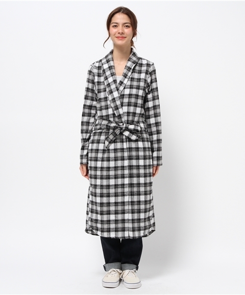 SEVENDAYS=SUNDAY（セブンデイズサンデイ）の「チェックガウン（ピーコート・レディース・ブラック/ブルー/レッド・MEDIUM/LARGE）」の4枚目の写真