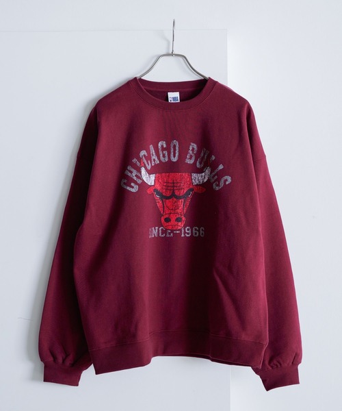 NBA(エヌビーエー)の「【NBA】別注/ロゴプリントオーバーサイズスウェット(スウェット・メンズ・その他4/イエロー系その他/ブラック/パープル/ワインレッド/ブルー・FREE)」の5枚目の写真