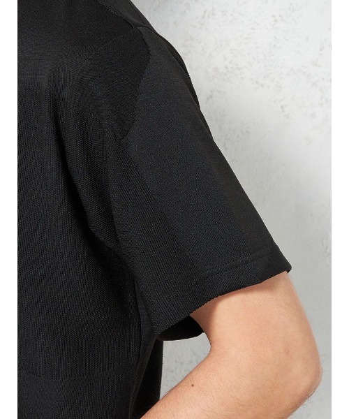 1PIU1UGUALE3 RELAX (ウノピゥウノウグァーレトレ リラックス)の「【1PIU1UGUALE3 RELAX】BIG CAMO JACQUARD Tシャツ (ウノ ピゥ ウノ ウグァーレ トレ)(Tシャツ/カットソー・メンズ・ホワイト/ブラック・L/M/LL)」の12枚目の写真