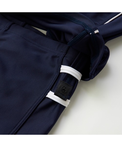 FILA(フィラ)の「FILA フィラ スクール水着 タンキニ UVカットワンポイントロゴ めくれ防止機能付き タンクトップ スパッツ セパレート水着 120~160cm(水着・キッズ・ネイビー×ホワイト/ネイビー系1/ブラック×パープル/ネイビー/ブラック×ブルー/ブラック・120cm/130cm/150cm/160cm/140cm)」の17枚目の写真