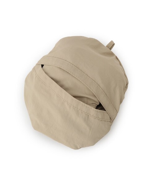 SHOO・LA・RUE（シューラルー）の「【撥水／UVカット】シェード付きポケッタブルハット【あご紐つき／サイズ調整】（ハット・レディース・オレンジ/ブラック/グレー/ナチュラル・00）」の14枚目の写真