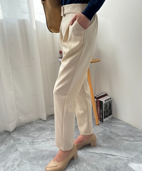 maison de LATIR（メゾンドラティール）の「スリムテーパードスラックスパンツ（スラックス・レディース・ブラック/グレー/ベージュ・ONESIZE）」の22枚目の写真