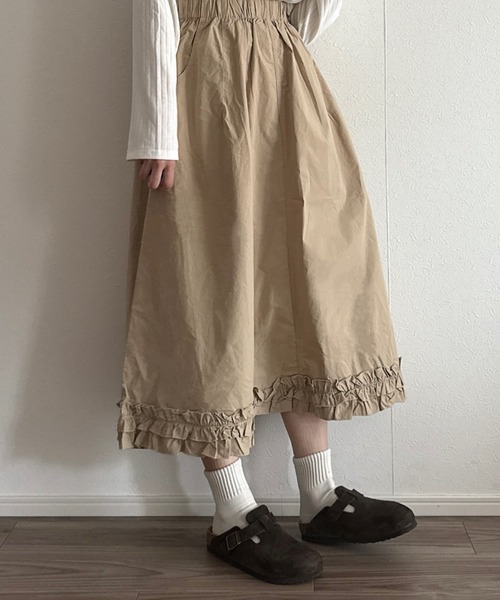 Cham.(チャム)の「裾フリルAラインロングスカート(スカート・レディース・オフホワイト/ベージュ・F)」の3枚目の写真