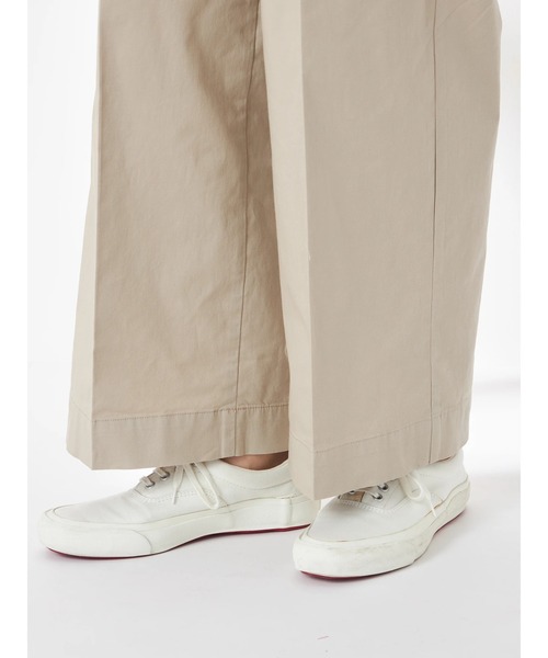 McGREGOR(マックレガー)の「ワイドチノパンツ(その他パンツ・レディース・ネイビー/サンドベージュ・M/L)」の10枚目の写真