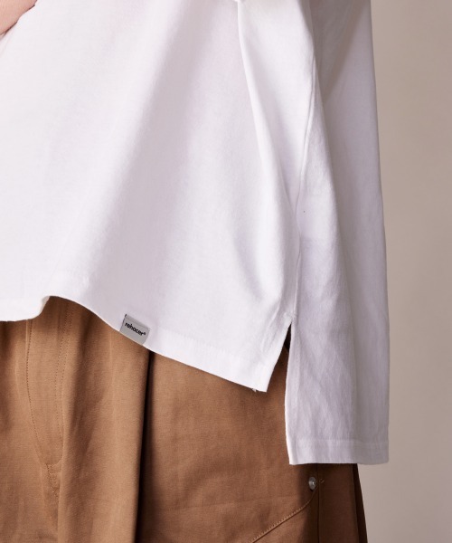rehacer（レアセル）の「rehacer : One-Line Floral Stitch T-shirt / ワンライン　フローラルステッチ リラックスフィット T-シャツ（Tシャツ/カットソー・メンズ・オリーブ/ブラック/ホワイト・MEDIUM/LARGE/X-LARGE）」の7枚目の写真