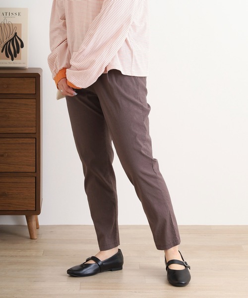 BRODIAEA(ブローディア)の「BRODIAEA 麻ストレッチテーパードパンツ(その他パンツ・レディース・ライム/ブラウン/モカ/ロイヤルブルー/ネイビー/カーキ/ブラック/オフホワイト・M-L)」の19枚目の写真