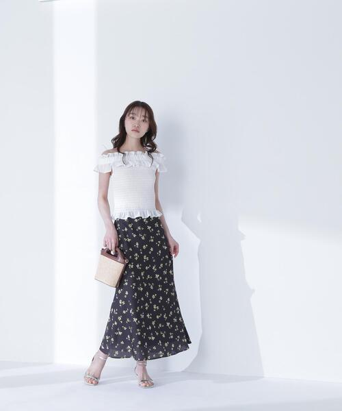 NATURAL BEAUTY BASIC(ナチュラルビューティーベーシック)の「◇フラワープリントナロースカート(スカート・レディース・ホワイト系その他/ブラック系その他・MEDIUM/P/S)」の3枚目の写真