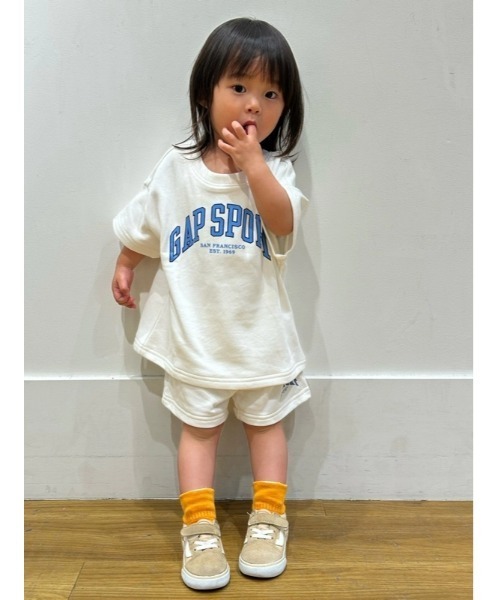 GAP（ギャップ）の「babyGap リラックス グラフィック プルオンショートパンツ（スウェットパンツ・キッズ・グリーン/ピンク/ブルー/オフホワイト・70cm/80ｃｍ/90cm/95cm/100cm/105cm/110cm）」の5枚目の写真
